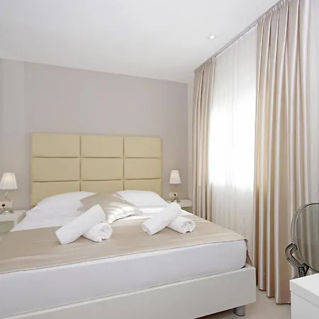 Olive Hill Ferienhaus *